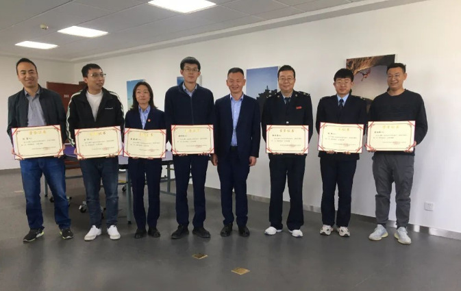 市產(chǎn)投集團(tuán)團(tuán)委舉辦“慶五一、迎五四”球類聯(lián)誼比賽(圖3)